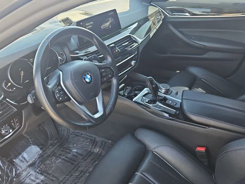 Used 2019 BMW 530i w/ Convenience Package image 14