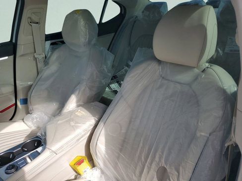 New 2026 Genesis G70 2.5T Prestige image 13