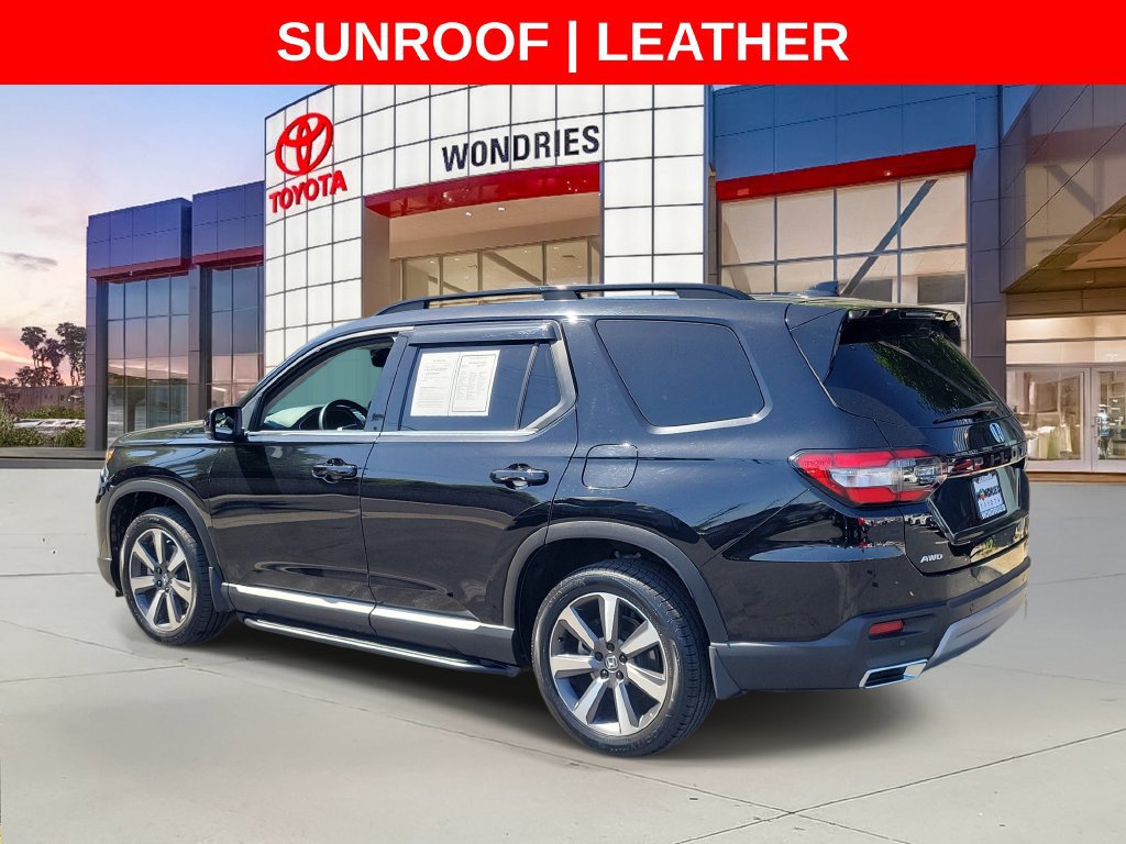 Used 2024 Honda Pilot Touring image 6