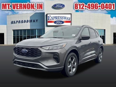 Used 2024 Ford Escape ST-Line image 3