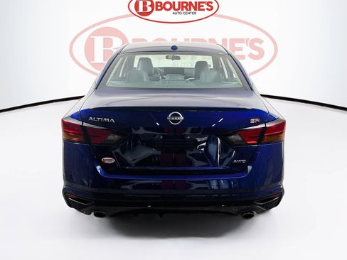 Used 2024 Nissan Altima 2.5 SR w/ SR Premium Package AWD/4WD image 10