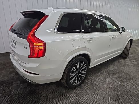 Used 2021 Volvo XC90 T5 Momentum w/ Protection Package AWD/4WD image 10