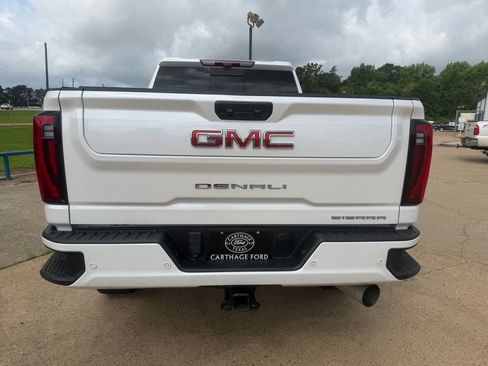 Used 2024 GMC Sierra 2500 Denali w/ Denali Reserve Package AWD/4WD image 4