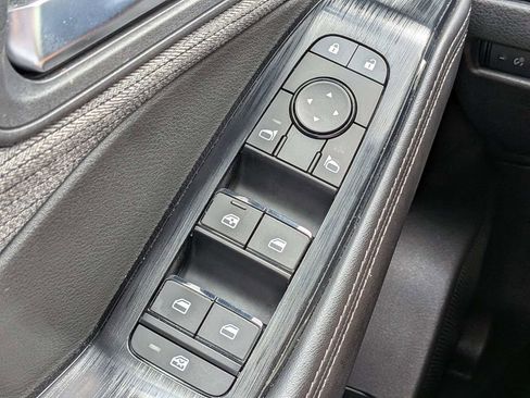 Used 2023 Nissan Rogue SV FWD image 22