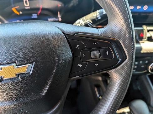 Used 2025 Chevrolet TrailBlazer LT AWD/4WD image 20