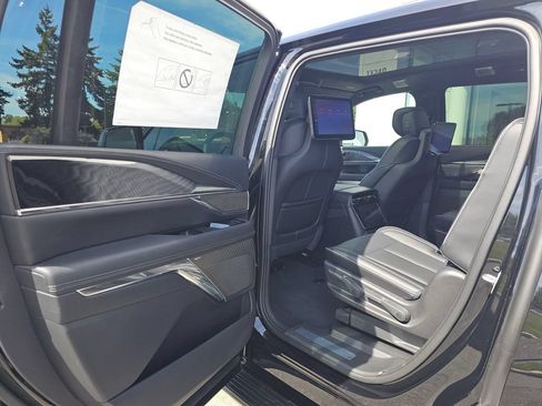 New 2026 Cadillac Escalade IQ Sport 2 w/ LPO, ONYX Package AWD/4WD image 19