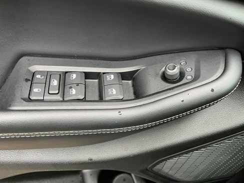 Used 2023 Jeep Grand Cherokee L Laredo image 21