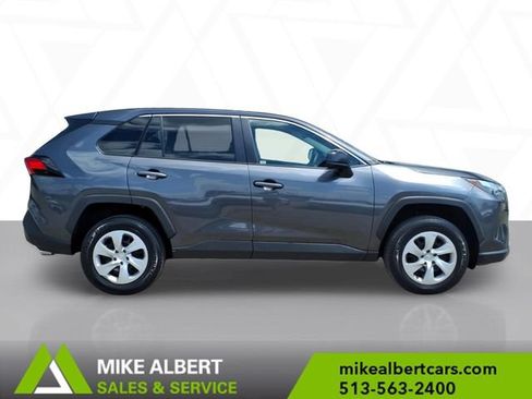 Used 2023 Toyota RAV4 LE AWD/4WD image 8