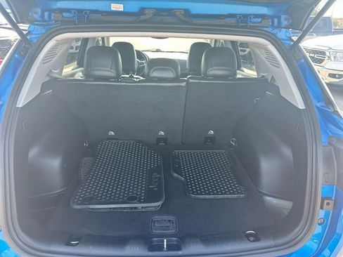 Used 2018 Jeep Compass Latitude w/ Popular Equipment Group AWD/4WD image 24