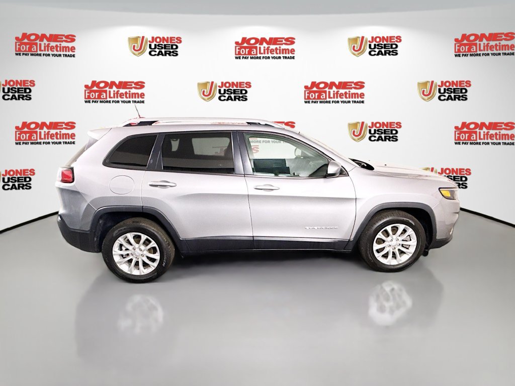 Used 2021 Jeep Cherokee Latitude FWD image 16