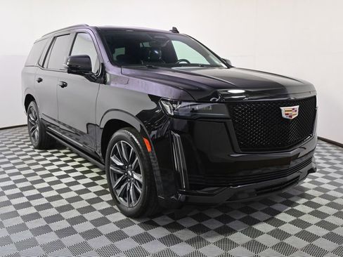 Used 2023 Cadillac Escalade Sport Platinum image 9