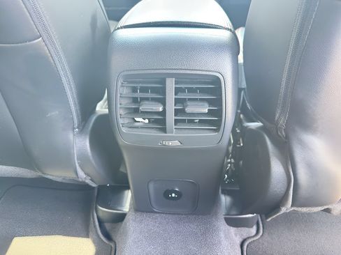 Used 2026 Ford Escape ST-Line AWD/4WD image 18