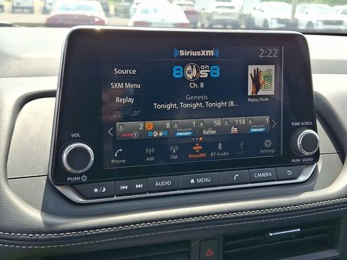 Certified 2025 Nissan Rogue SV w/ SV Premium Package AWD/4WD image 17