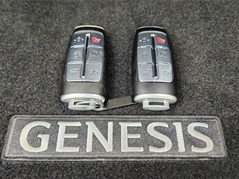 Used 2023 Genesis G70 2.0T w/ Sport Prestige Package image 59