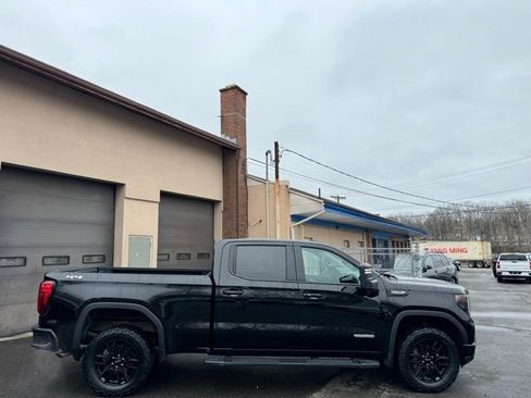 Used 2024 GMC Sierra 1500 Elevation w/ Max Trailering Package image 4