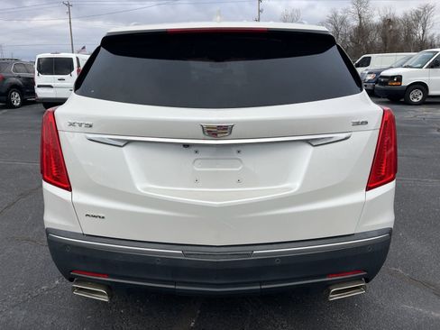 Used 2018 Cadillac XT5 Luxury w/ Driver Awareness Package image 4