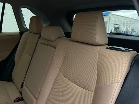 Used 2019 Toyota RAV4 LE image 40