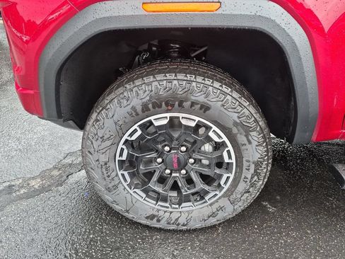 New 2026 GMC Canyon AT4 w/ Technology Plus Package AWD/4WD image 16