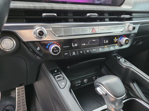 Used 2023 Kia Telluride SX Prestige AWD/4WD image 19