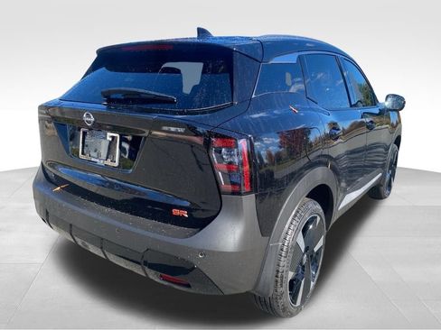 New 2026 Nissan Kicks SR FWD image 7