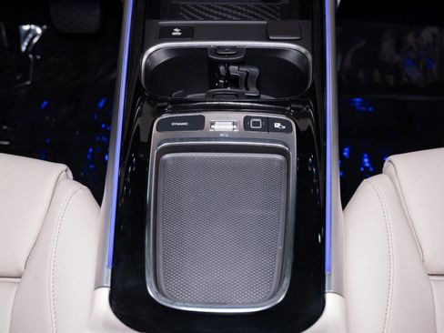 Certified 2026 Mercedes-Benz GLB 250 image 22
