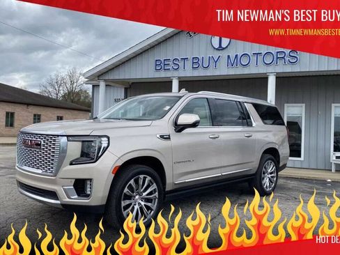 Used 2021 GMC Yukon XL Denali w/ Denali Premium Package AWD/4WD image 1