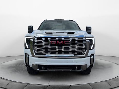 Used 2024 GMC Sierra 2500 Denali w/ Denali Reserve Package AWD/4WD image 7