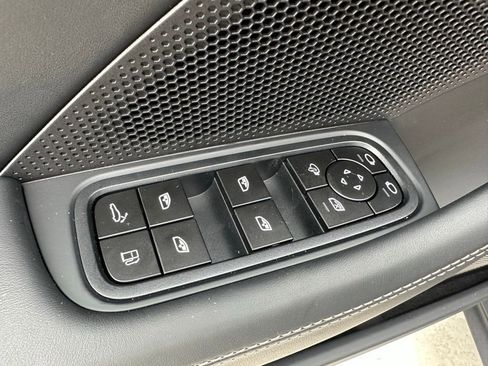 Used 2025 Porsche Panamera Turbo AWD/4WD image 15