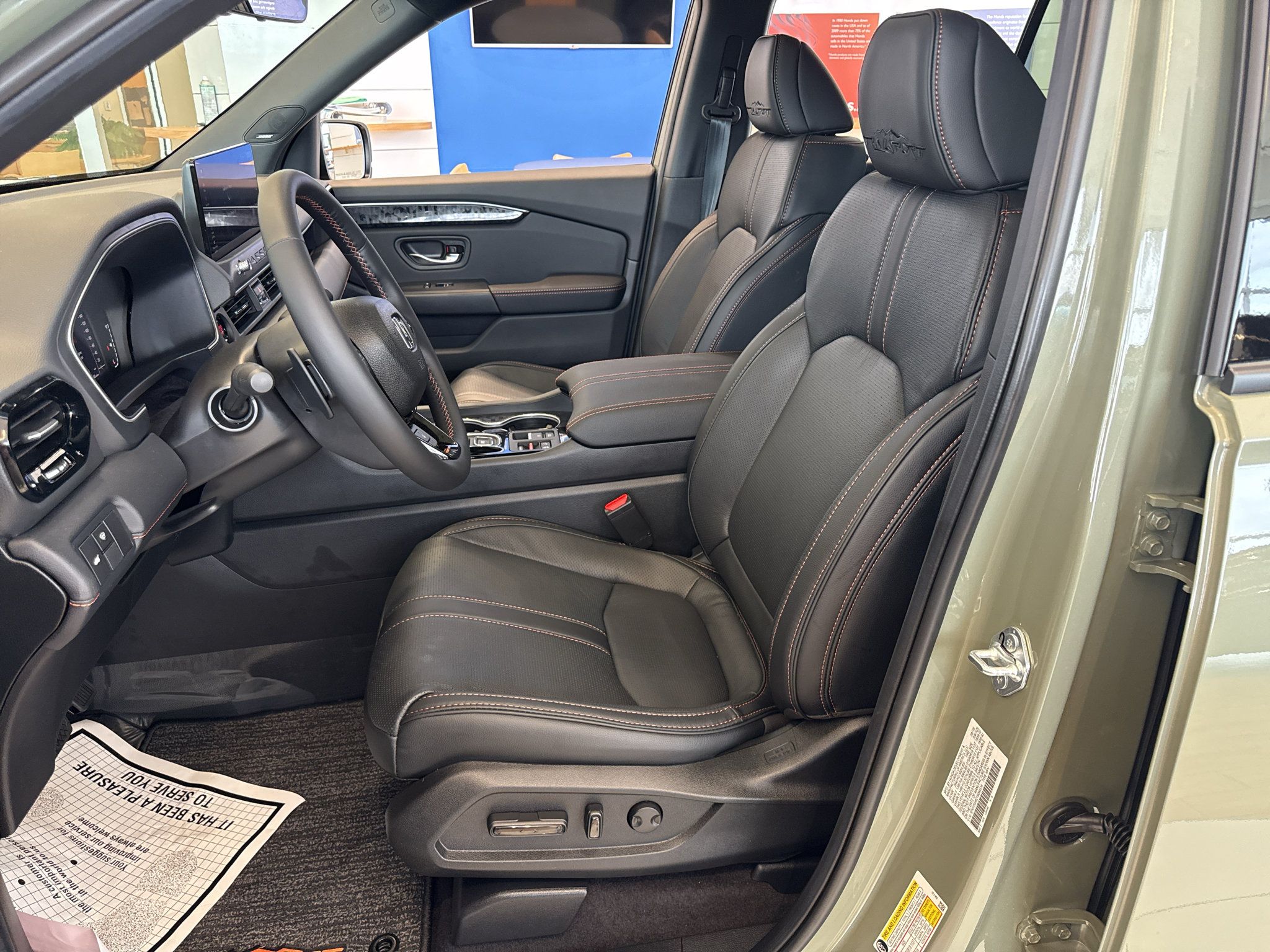 Used 2026 Honda Passport TrailSport Elite image 10