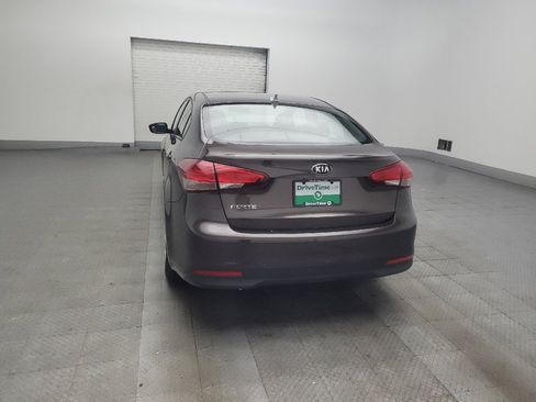 Used 2017 Kia Forte LX FWD image 6