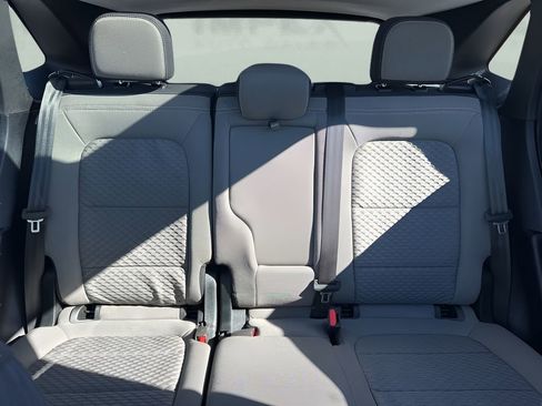 Used 2022 Ford Escape SE w/ SE Sport Appearance Package image 12