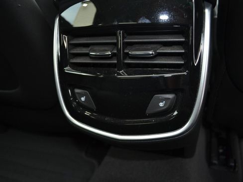 Used 2019 Cadillac XTS Luxury FWD image 40