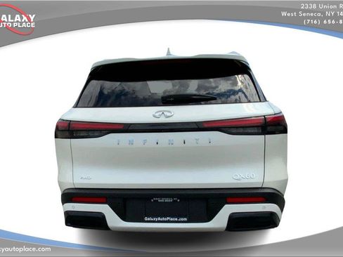 Used 2024 INFINITI QX60 Luxe AWD/4WD image 6