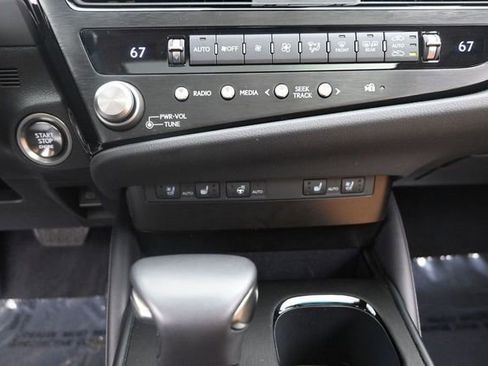 Certified 2025 Lexus ES 350 w/ Premium Package FWD image 14