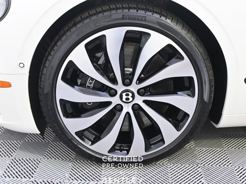 Used 2024 Bentley Continental GT image 22
