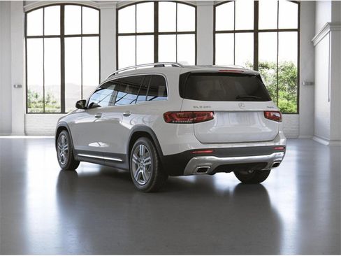 Certified 2022 Mercedes-Benz GLB 250 4MATIC image 29