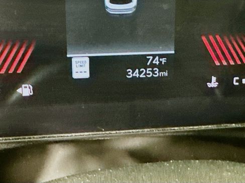 Used 2025 Kia K4 LXS image 19