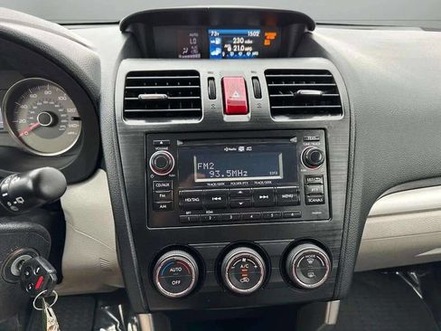 Used 2015 Subaru Forester 2.5i Limited image 11