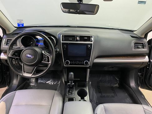 Used 2018 Subaru Outback 2.5i Limited image 14