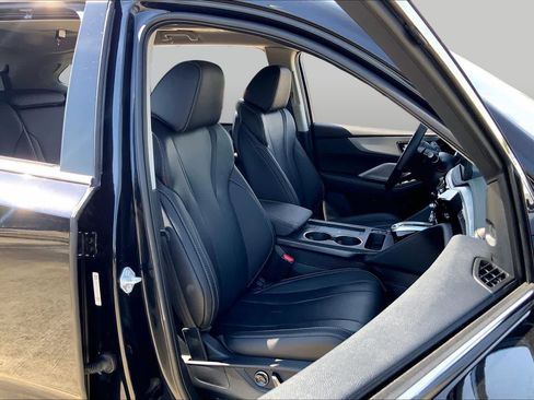 Used 2026 Acura MDX FWD w/ Technology Package image 9