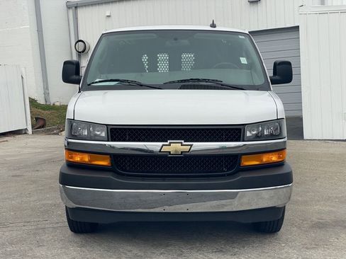 Used 2024 Chevrolet Express 2500 w/ Driver Convenience Package image 2