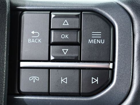 Used 2023 Ford F250 Lariat w/ Chrome Package image 32