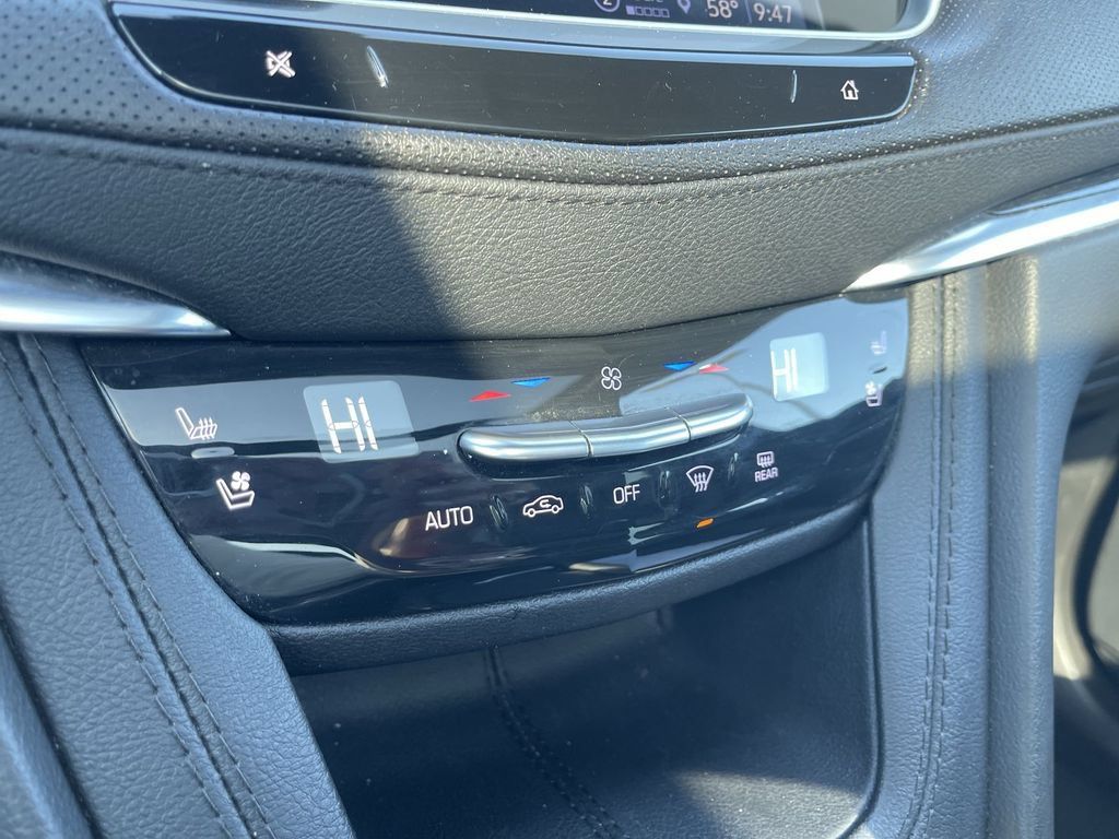 Used 2024 Cadillac XT5 Premium Luxury AWD/4WD image 27