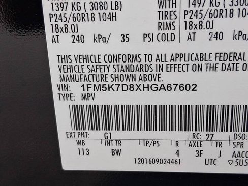 Used 2017 Ford Explorer XLT w/ Equipment Group 202A FWD image 15
