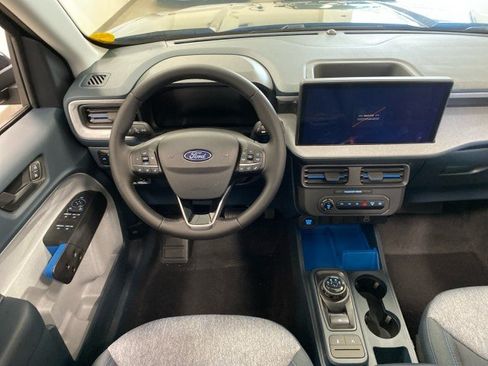 New 2025 Ford Maverick XLT w/ XLT Luxury Package AWD/4WD image 13