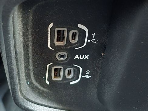 Used 2020 RAM 1500 Big Horn image 15