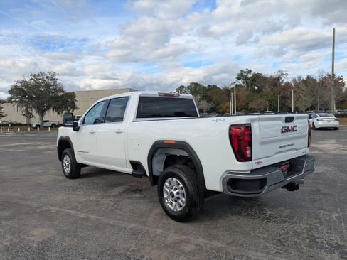 New 2026 GMC Sierra 2500 SLE image 7