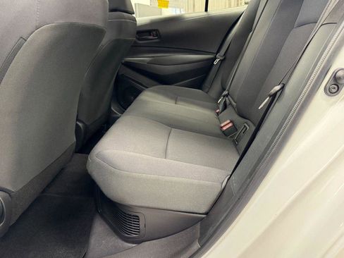 Used 2025 Toyota Corolla LE image 12