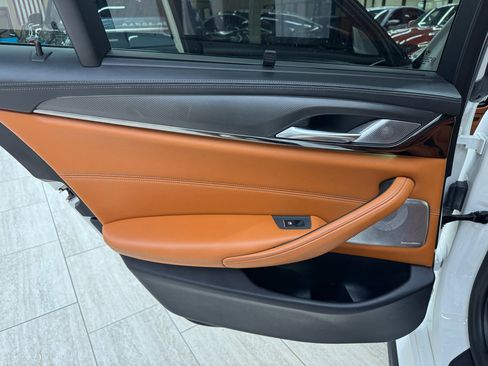 Used 2020 BMW M5 w/ Executive Package image 42