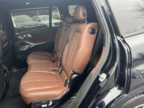 Used 2023 BMW X7 M60i w/ Executive Package image 25
